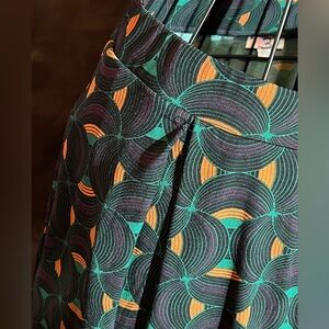 LULAROE Skirt Geometric Design Size XL POCKETS